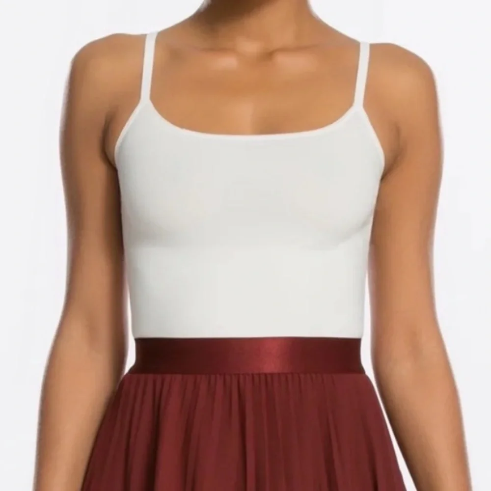 NWT Spanx In and Out Cami Camisole Powder M - Picture 2 of 15